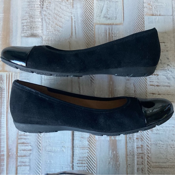 *NWOB* GABOR Hovercraft Nubuck Cap Toe Ballet Flats, Size 10 - Picture 3 of 8